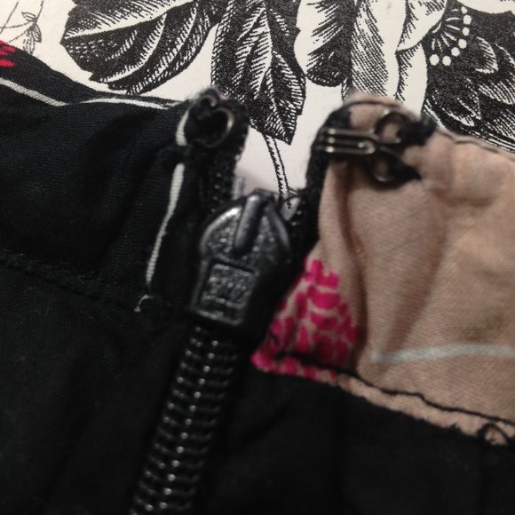 NWOT Gorgeous Floral Long Skirt - Picture 10 of 15